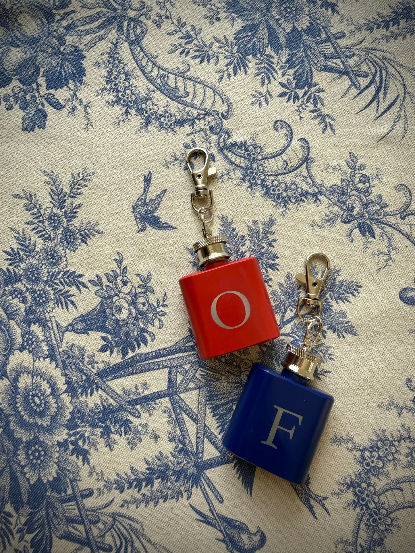 Schlüsselanhänger Mini Flachmann Rot